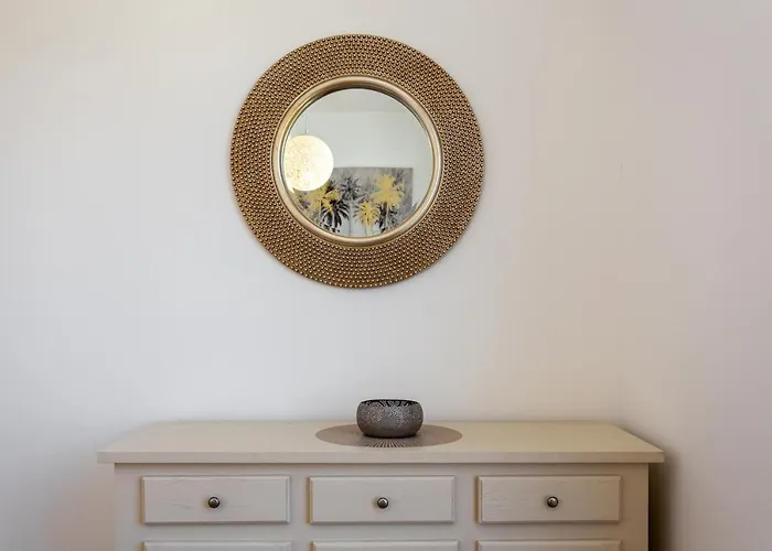 Lauretta Apartment *